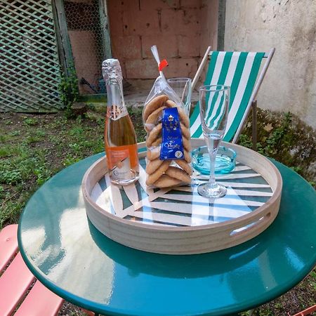 Little Gambetta Apartment Saumur Ngoại thất bức ảnh