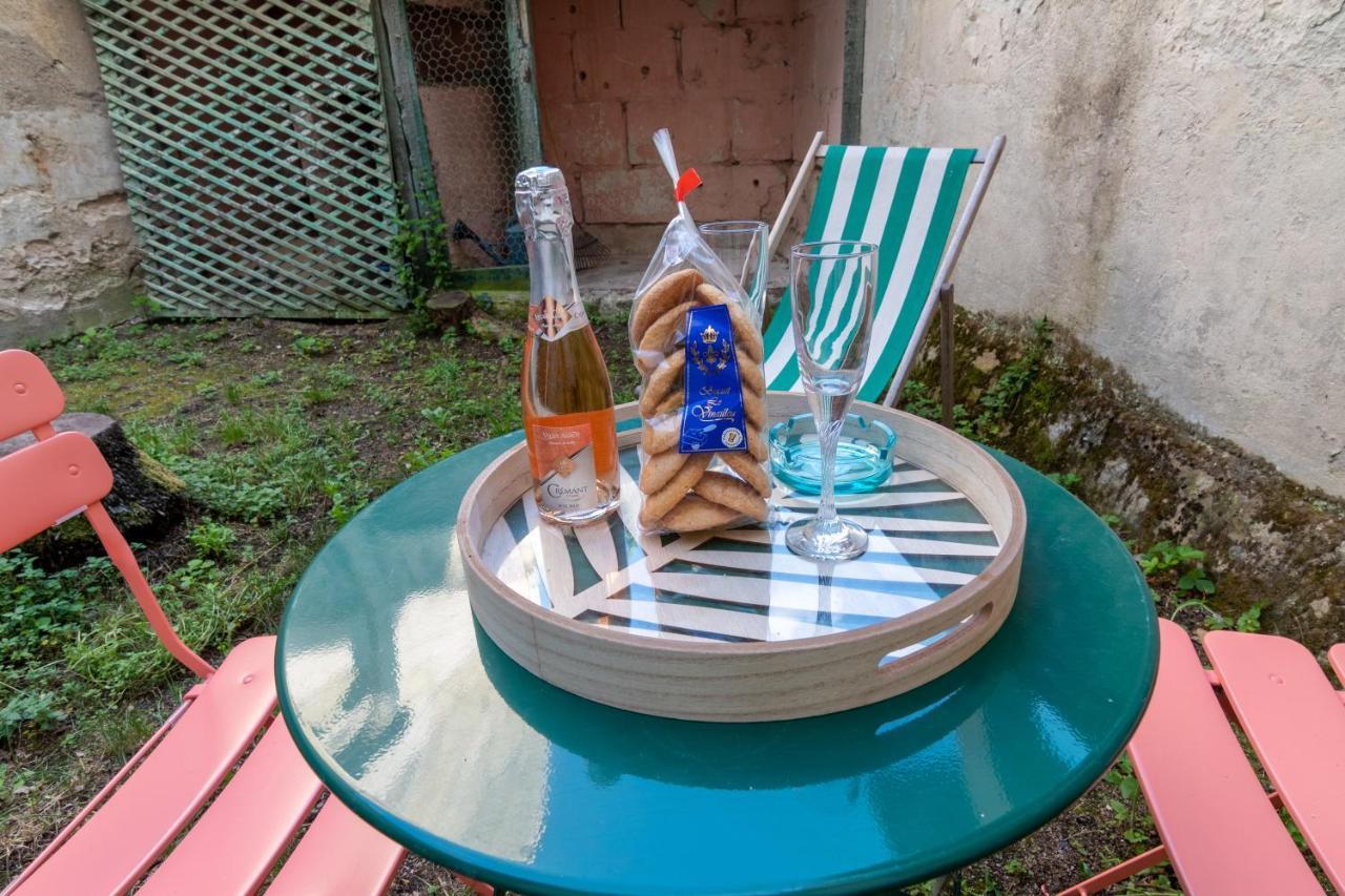 Little Gambetta Apartment Saumur Ngoại thất bức ảnh